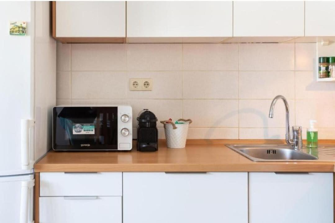 Tesla Apartment Urban Stay ザグレブ エクステリア 写真